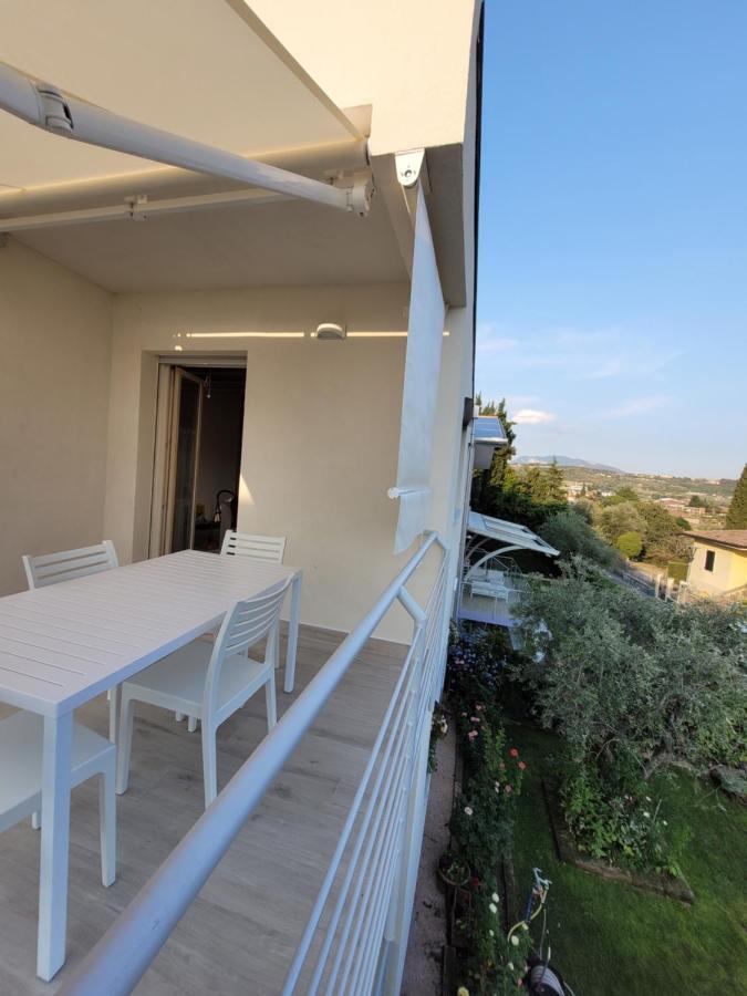 Garda View - Nuovo Appartamento Con Solarium Vista Lago Extérieur photo